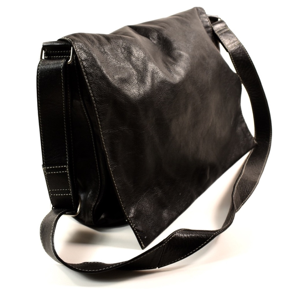 ISO! kenneth cole vento black messenger bag aso rory gilmore